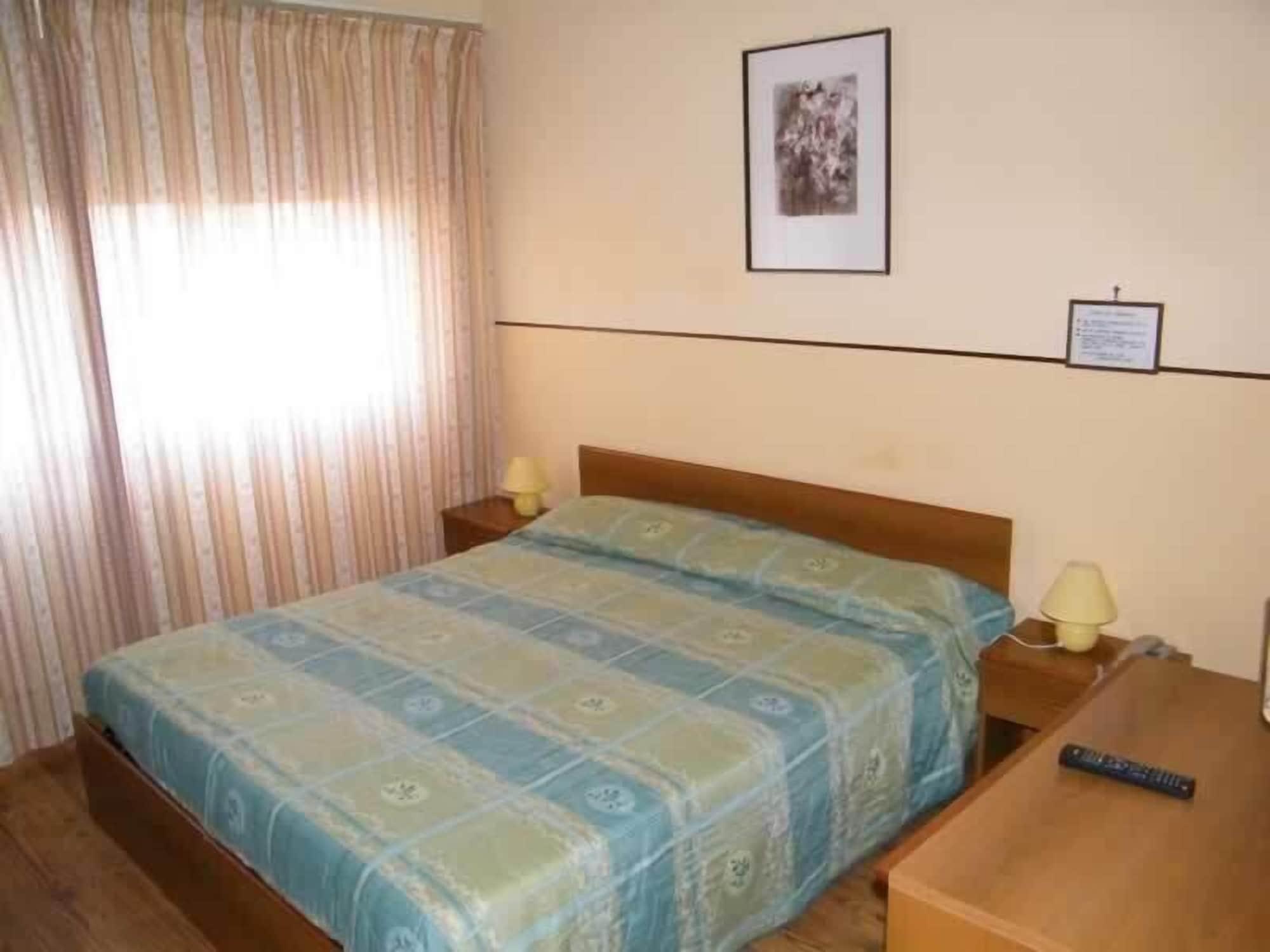 Hotel Riviera Санремо Экстерьер фото