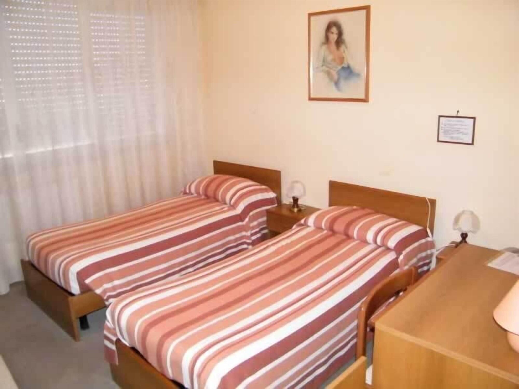 Hotel Riviera Санремо Экстерьер фото